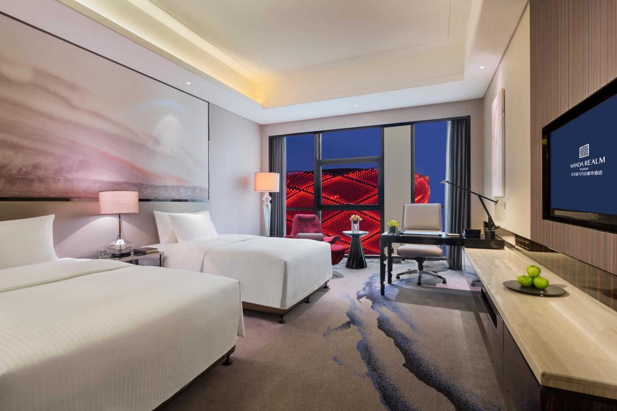 Wanda Realm Wuhan Exterior photo