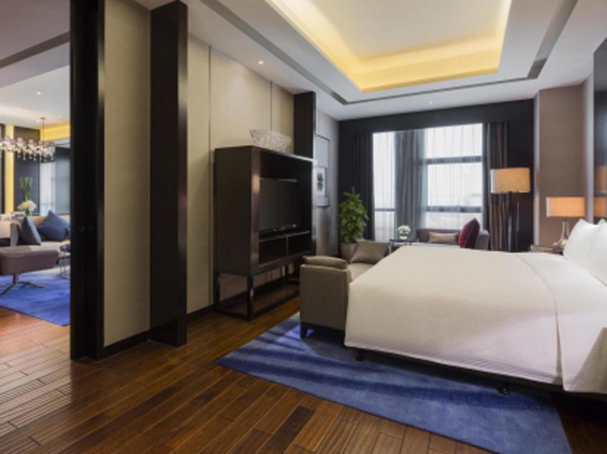 Wanda Realm Wuhan Exterior photo